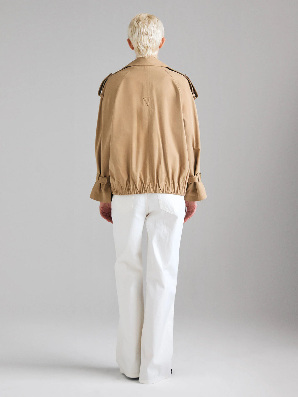 Trench corto over fit